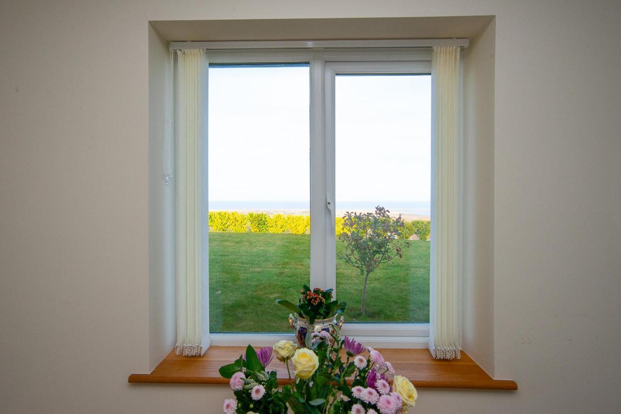 Finest Retreats - Sea Views Cottage Prestatyn Exterior foto